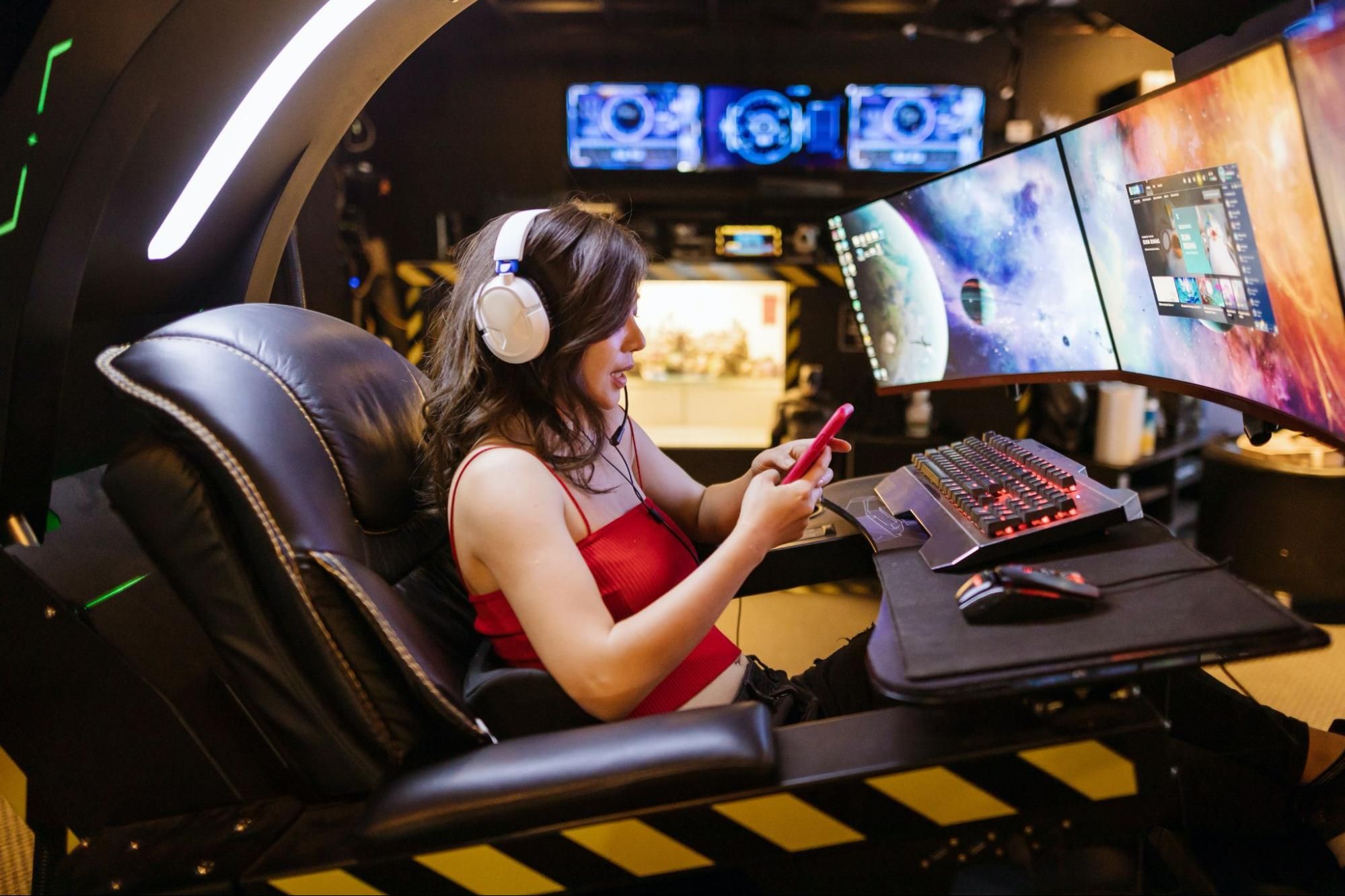The Role of Influencers in Shaping Gaming Trends - Artist Ryai